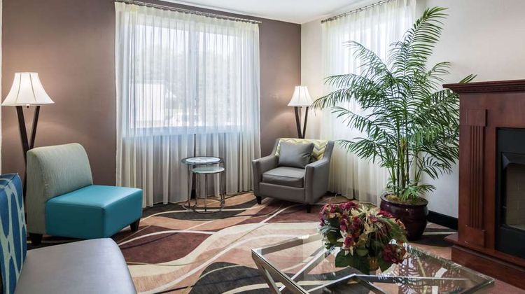 Quality Inn Lobby