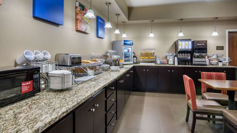 <b>Comfort Inn Colonial Heights Restaurant</b>. Images powered by <a href="https://iceportal.shijigroup.com/" title="IcePortal" target="_blank">IcePortal</a>.