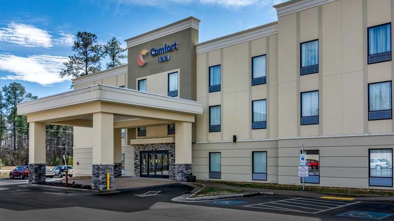 <b>Comfort Inn Colonial Heights Exterior</b>. Images powered by <a href="https://iceportal.shijigroup.com/" title="IcePortal" target="_blank">IcePortal</a>.