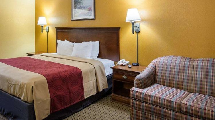 Econo Lodge Fredericksburg Room