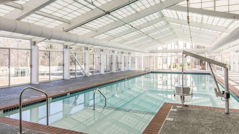 <b>Bluegreen Patrick Henry Square Pool</b>. Images powered by <a href="https://iceportal.shijigroup.com/" title="IcePortal" target="_blank">IcePortal</a>.