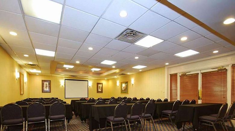 <b>Comfort Inn Springfield Meeting</b>. Images powered by <a href="https://iceportal.shijigroup.com/" title="IcePortal" target="_blank">IcePortal</a>.