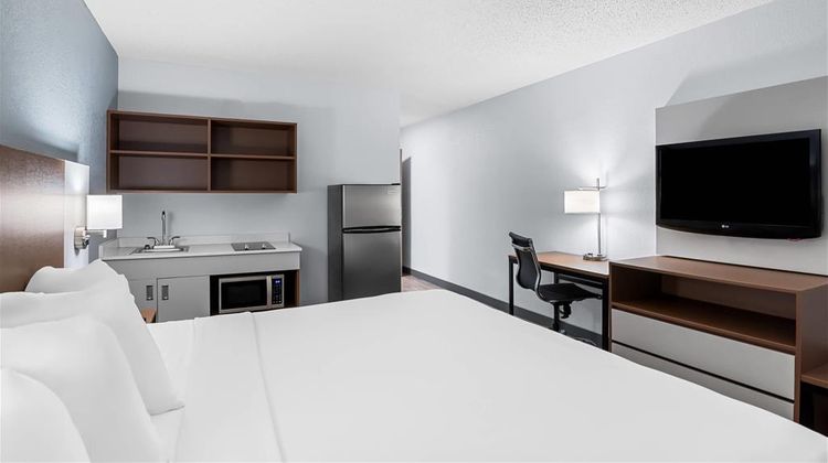 Suburban Studios Chester I-95 Room