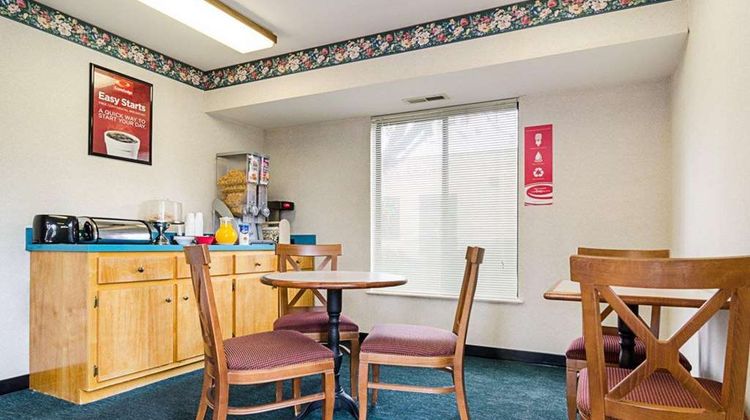 Econo Lodge Richmond North Restaurant