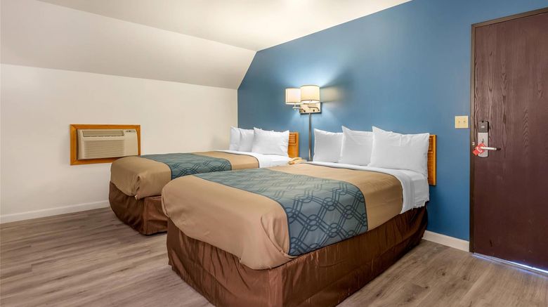 <b>Econo Lodge Saint Albans Room</b>. Images powered by <a href="https://iceportal.shijigroup.com/" title="IcePortal" target="_blank">IcePortal</a>.