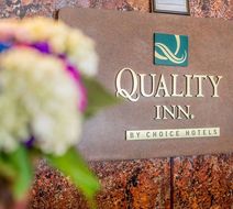 Quality Inn Lobby