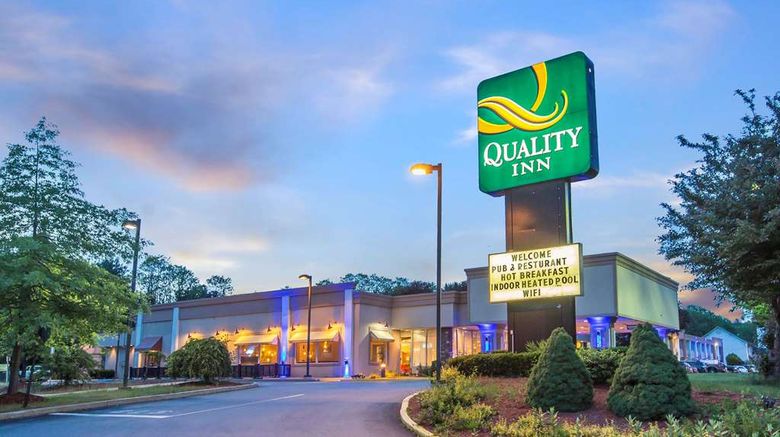 <b>Quality Inn Exterior</b>. Images powered by <a href="https://iceportal.shijigroup.com/" title="IcePortal" target="_blank">IcePortal</a>.