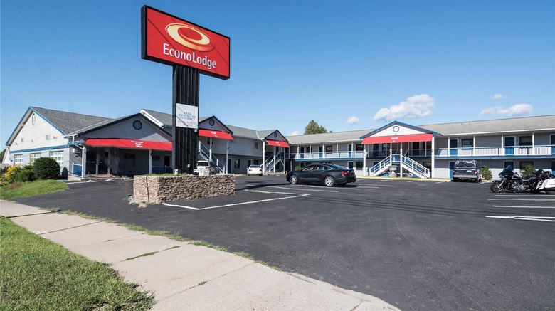 <b>Econo Lodge Rutland Exterior</b>. Images powered by <a href="https://iceportal.shijigroup.com/" title="IcePortal" target="_blank">IcePortal</a>.