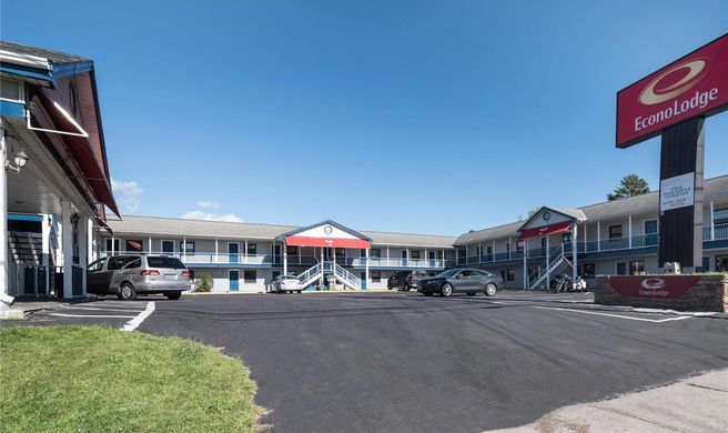 Econo Lodge Rutland Exterior