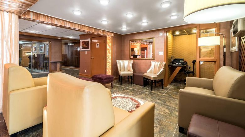 <b>Econo Lodge Rutland Lobby</b>. Images powered by <a href="https://iceportal.shijigroup.com/" title="IcePortal" target="_blank">IcePortal</a>.