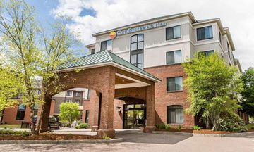 Comfort Inn & Suites South Burlington