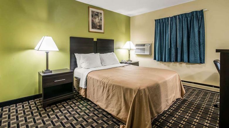 <b>Rodeway Inn Rutland Killington Room</b>. Images powered by <a href="https://iceportal.shijigroup.com/" title="IcePortal" target="_blank">IcePortal</a>.