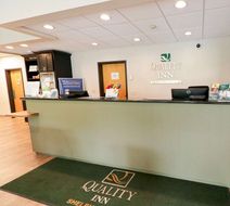 Quality Inn Lobby
