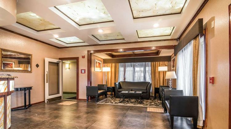 Quality Inn Rutland Lobby