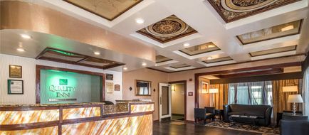Quality Inn Rutland Lobby