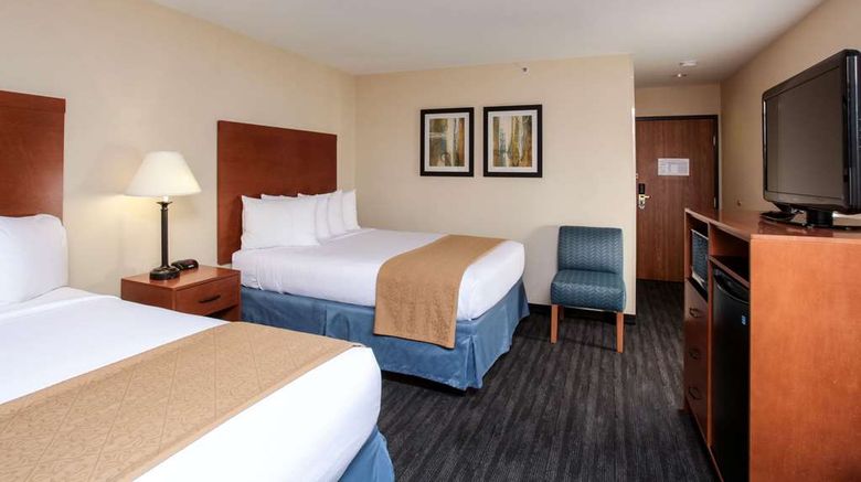 <b>Quality Inn Spokane Oakwood Room</b>. Images powered by <a href="https://iceportal.shijigroup.com/" title="IcePortal" target="_blank">IcePortal</a>.