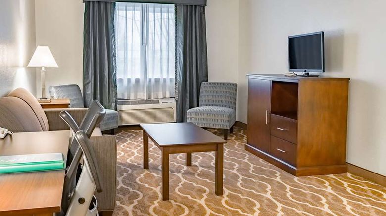 <b>Quality Inn and Suites Vancouver North Suite</b>. Images powered by <a href="https://iceportal.shijigroup.com/" title="IcePortal" target="_blank">IcePortal</a>.