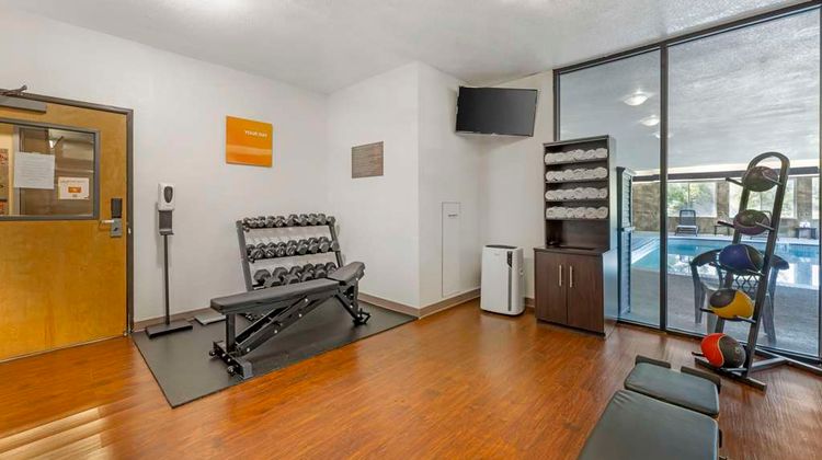 Comfort Suites near Vancouver Mall Health