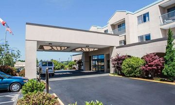 Quality Inn Grand Suites Bellingham