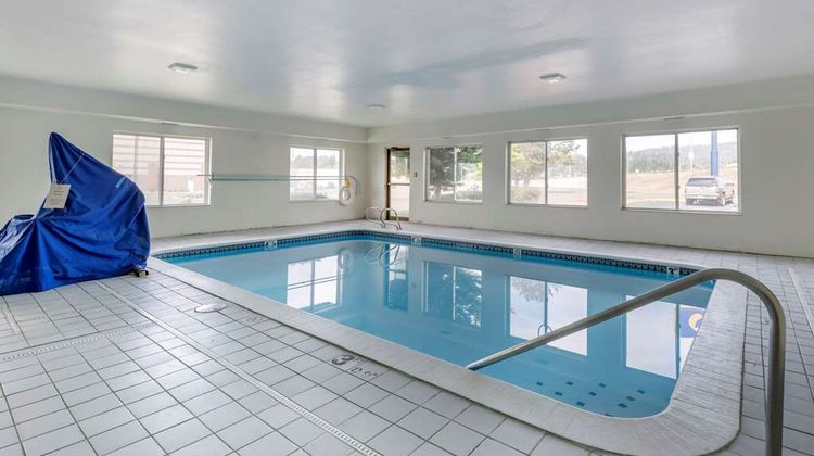 Comfort Inn Pool