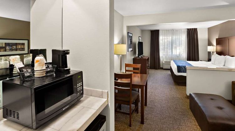 Comfort Inn Suite