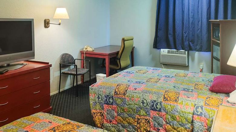 <b>Rodeway Inn Seattle Airport Room</b>. Images powered by <a href="https://iceportal.shijigroup.com/" title="IcePortal" target="_blank">IcePortal</a>.
