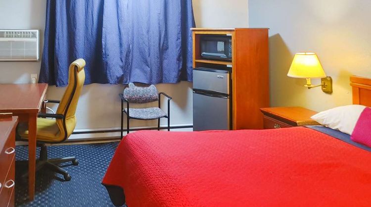 Rodeway Inn Seattle Airport Room
