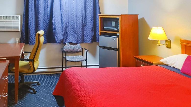 <b>Rodeway Inn Seattle Airport Room</b>. Images powered by <a href="https://iceportal.shijigroup.com/" title="IcePortal" target="_blank">IcePortal</a>.