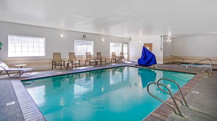 Comfort Inn Pool