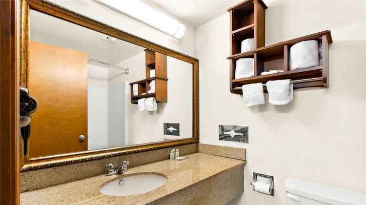 Quality Inn Mount Vernon Room