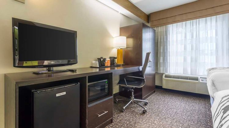 Sleep Inn Sea Tac Airport Room