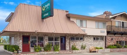 Quality Inn Uptown Exterior