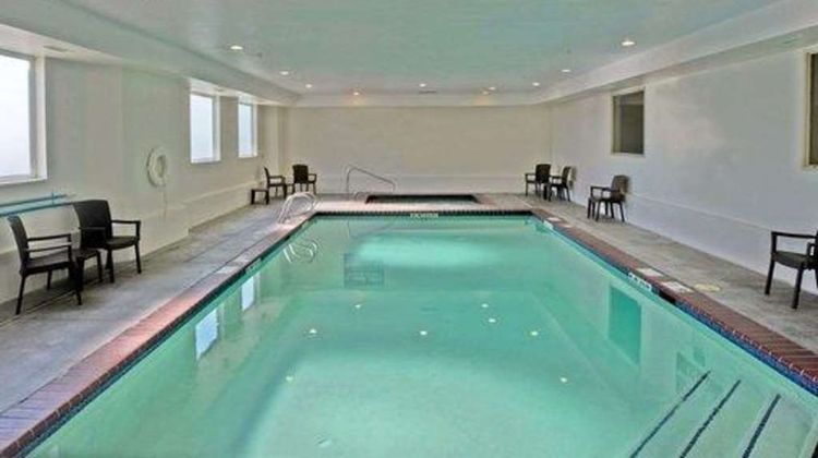 Sleep Inn Tri-Cities Pool