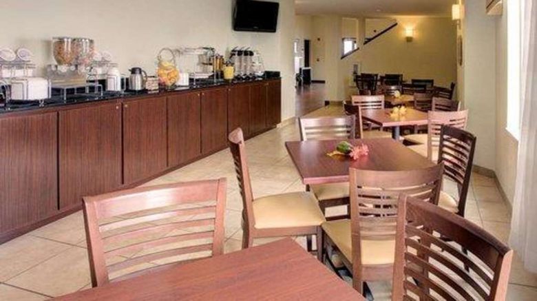 <b>Sleep Inn Tri-Cities Restaurant</b>. Images powered by <a href="https://iceportal.shijigroup.com/" title="IcePortal" target="_blank">IcePortal</a>.