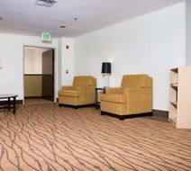 Sleep Inn Tri-Cities Lobby