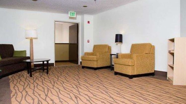 Sleep Inn Tri-Cities Lobby