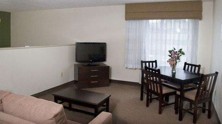 Sleep Inn Tri-Cities Suite