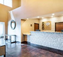 Comfort Suites Lobby