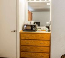 Rodeway Inn & Suites Room