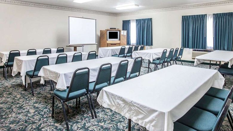 <b>Rodeway Inn and Suites Spokane East Meeting</b>. Images powered by <a href="https://iceportal.shijigroup.com/" title="IcePortal" target="_blank">IcePortal</a>.