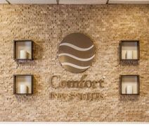 Comfort Inn & Suites Lobby