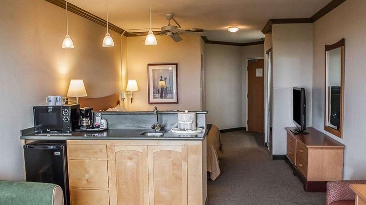 Comfort Inn & Suites Suite