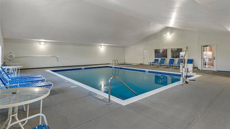 Comfort Inn & Suites Pool