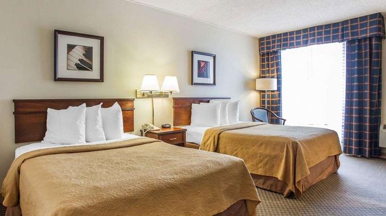 Quality Inn & Suites Everett Room