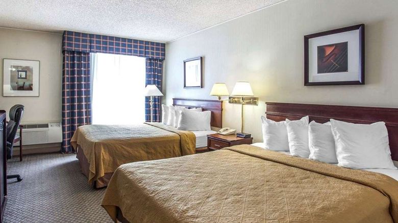 <b>Quality Inn & Suites Everett Room</b>. Images powered by <a href="https://iceportal.shijigroup.com/" title="IcePortal" target="_blank">IcePortal</a>.