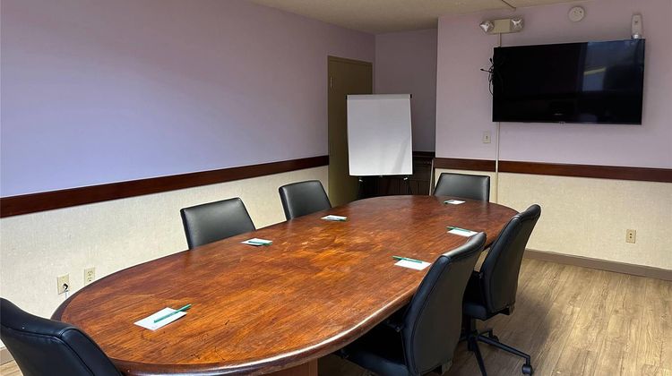 Quality Inn & Suites Everett Meeting