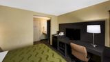 <b>Quality Inn Sea Tac Airport Room</b>. Images powered by <a href="https://iceportal.shijigroup.com/" title="IcePortal" target="_blank">IcePortal</a>.