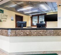 Quality Inn Lobby