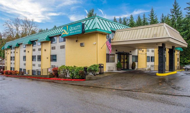 Quality Inn Exterior