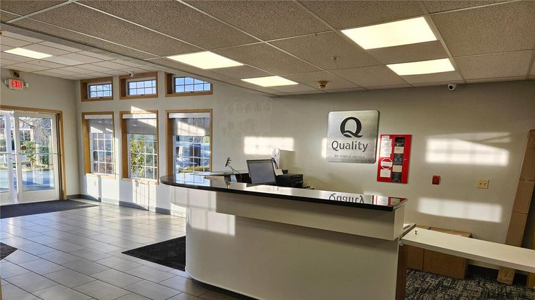 <b>Quality Inn Marysville Lobby</b>. Images powered by <a href="https://iceportal.shijigroup.com/" title="IcePortal" target="_blank">IcePortal</a>.